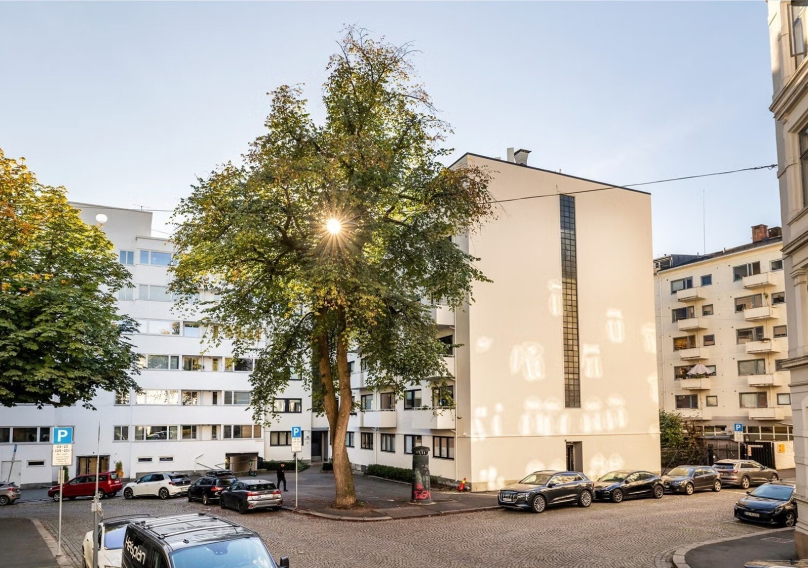 AS Balders gate 4 er et veldrevet boligaksjeselskap som består av 72 leiligheter og ett næringslokale Galleribilde