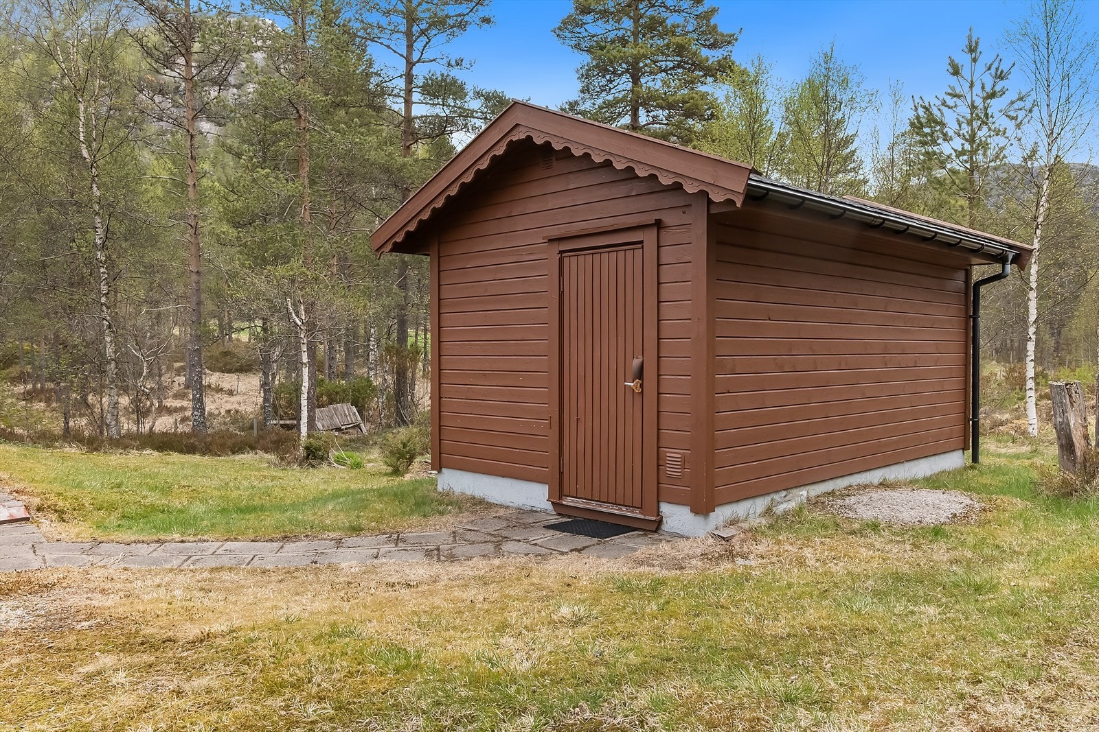 Medfølger en frittstående bod. Galleribilde