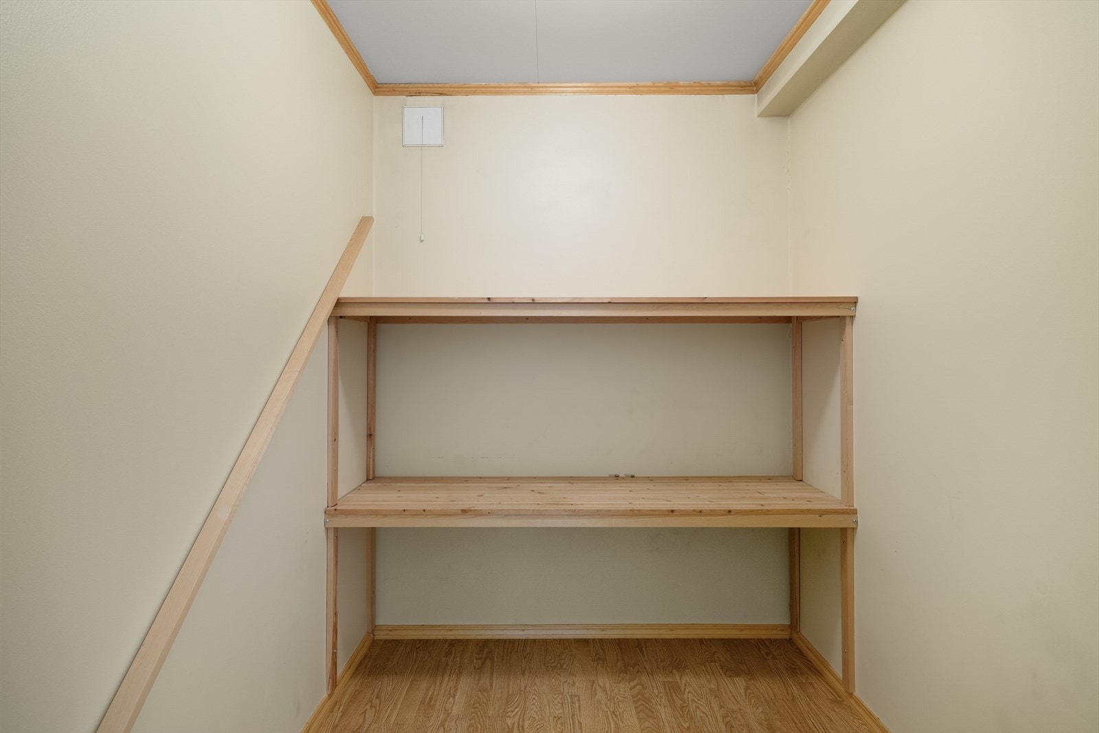 Praktisk innvendig bod for ekstra lagringsplass. Galleribilde