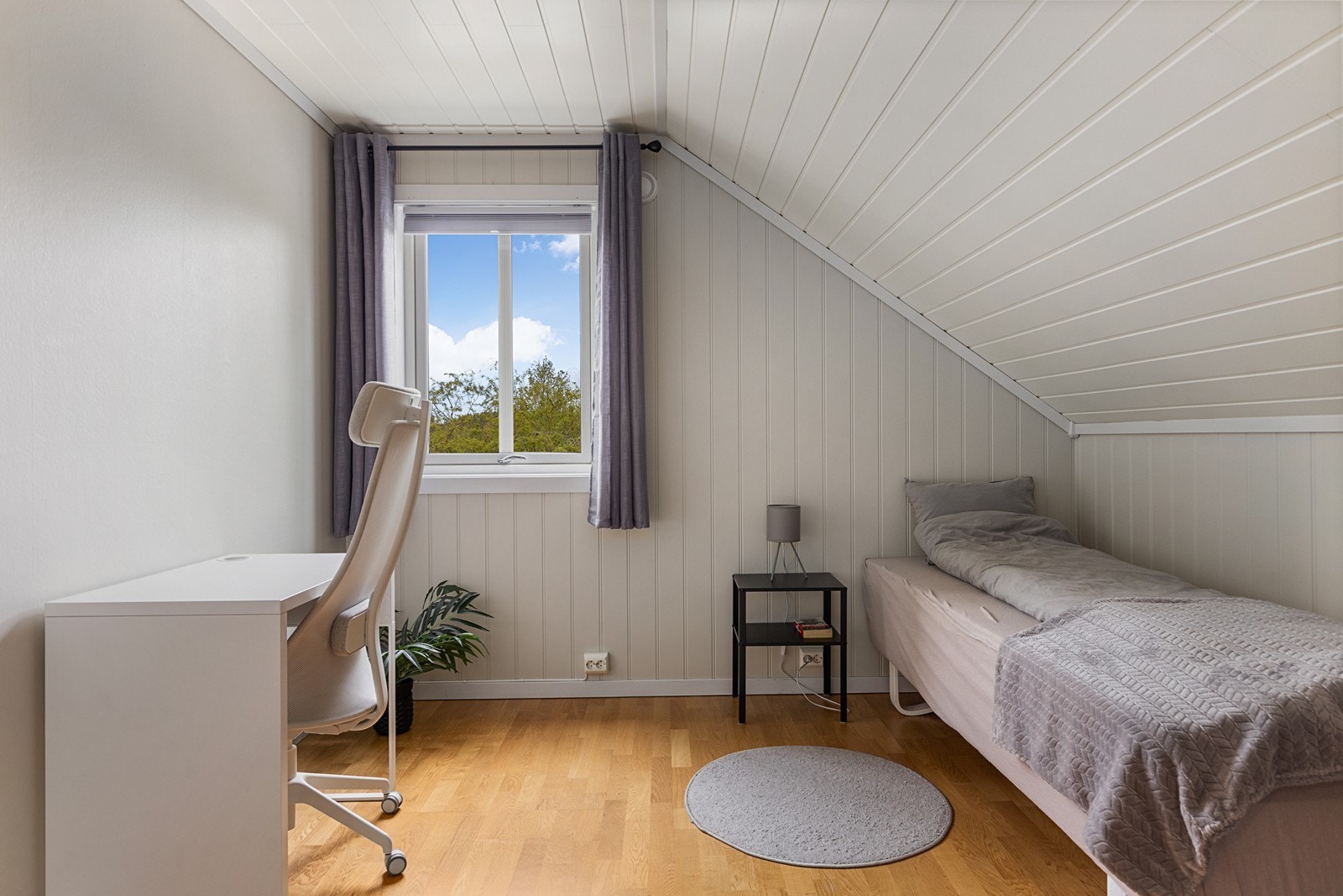 Soverom med plass til tilleggsmøblement. Galleribilde