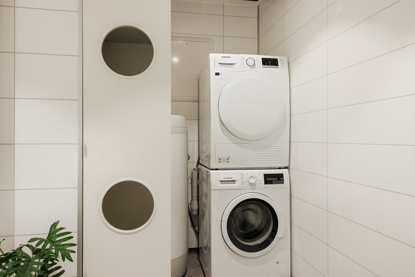 God plass til både vaskemaskin og tørketrommel Galleribilde