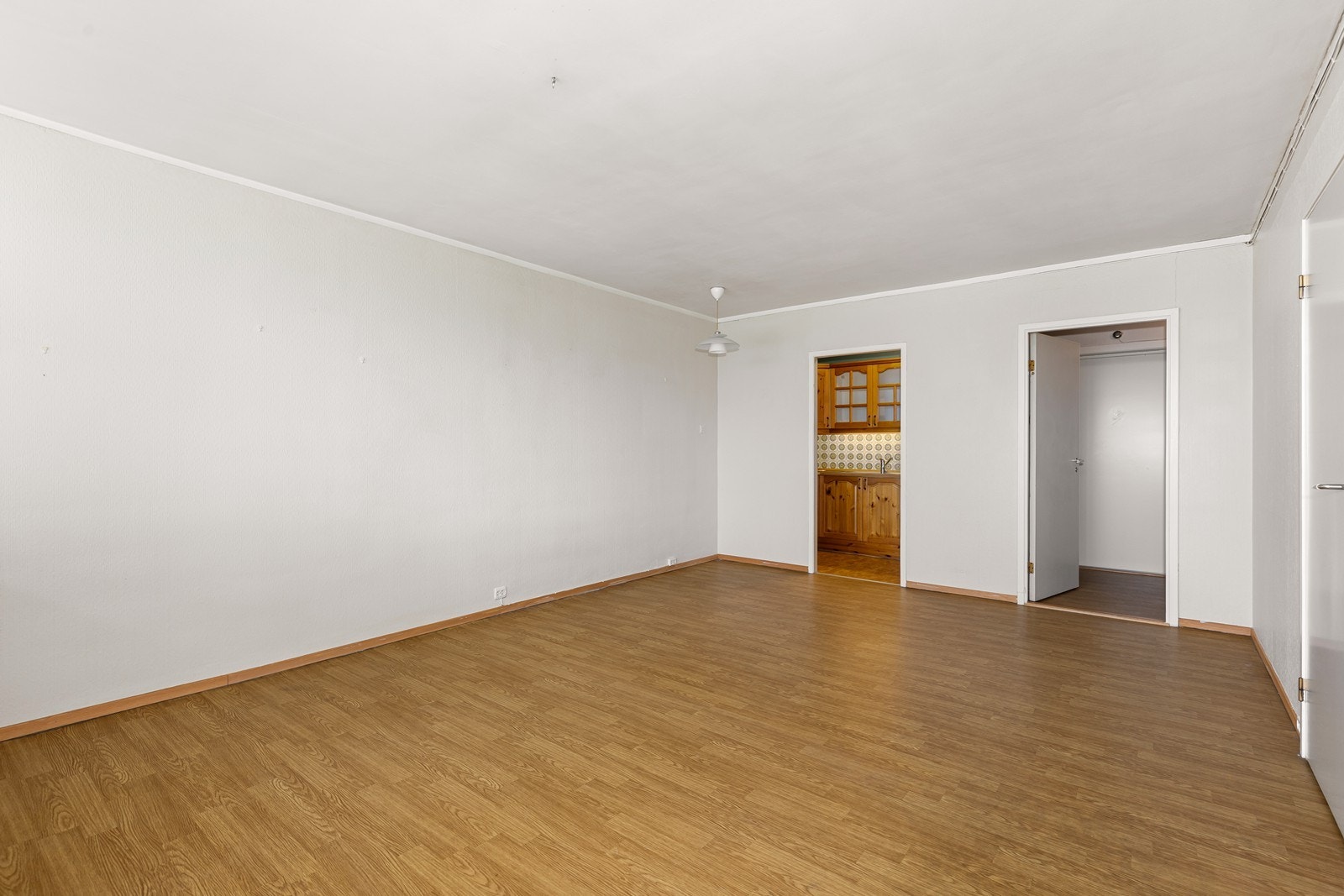 I stuen er det god plass til møblement Galleribilde