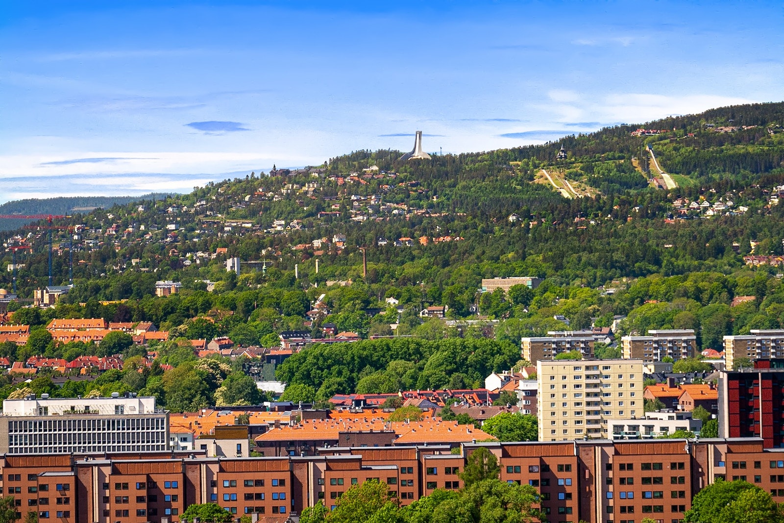 Utsikt mot Grefsen og Holmenkollen. Galleribilde