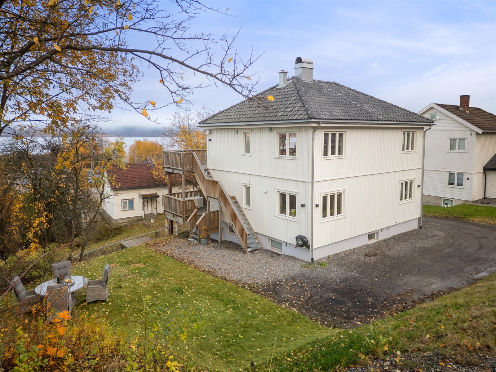 Velkommen til Svelvikveien 45!
Foto: Ole Thorgeir Solheim Thoresen Galleribilde