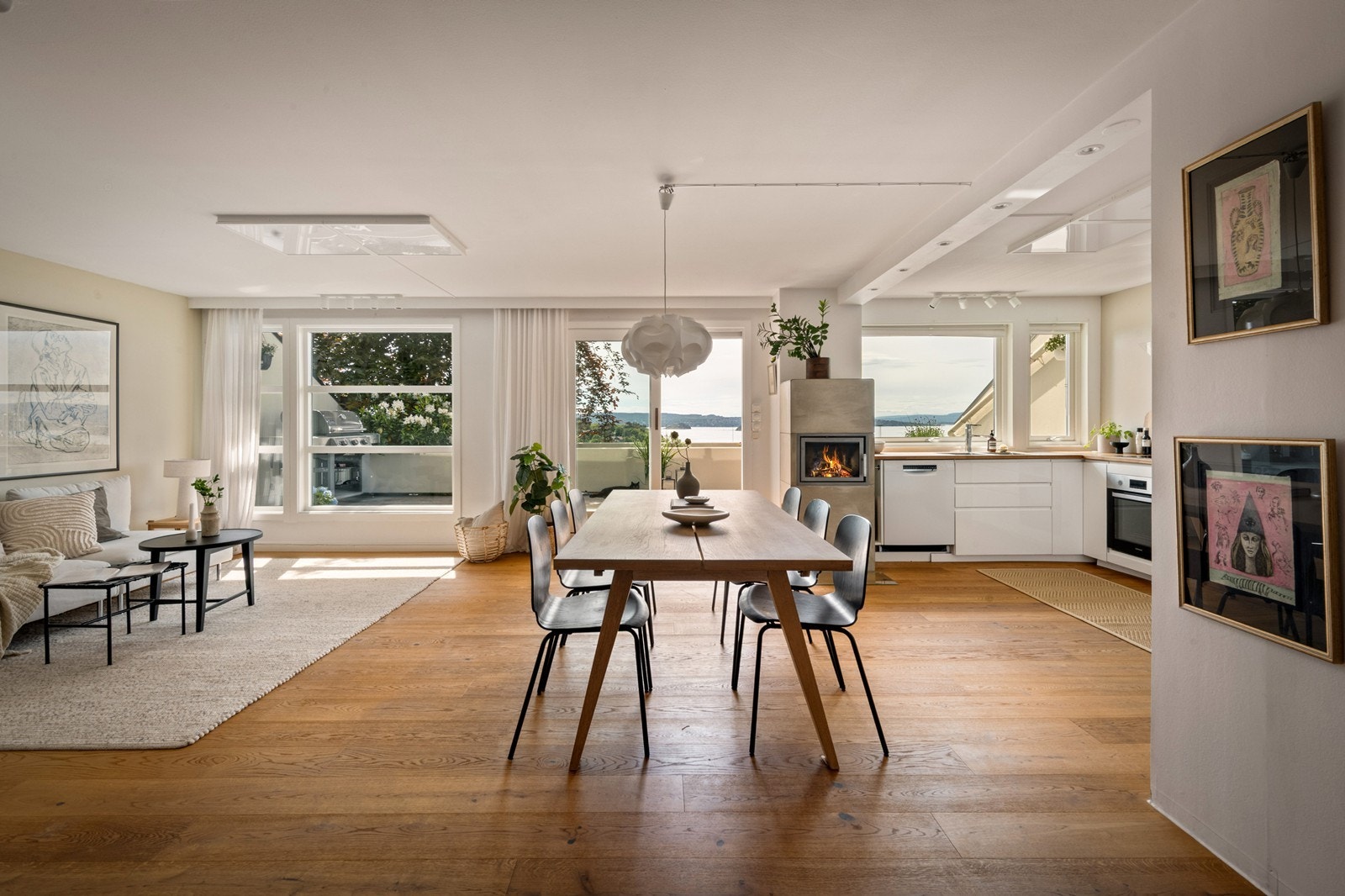 Stuen kan deles naturlig inn i flere sone Galleribilde