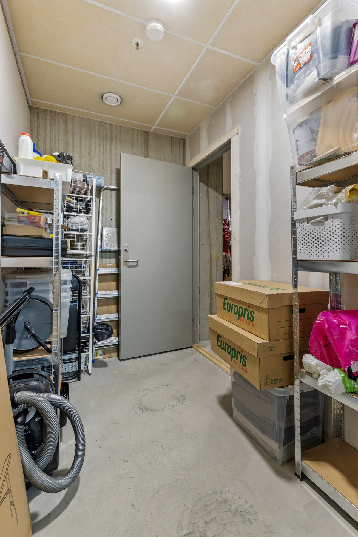 Andelen disponerer sportsbod i parkeringskjeller. Galleribilde