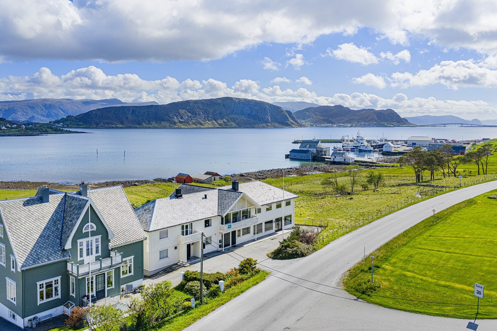 Velkommen til Remøy 11! | Foto: Blåtind Fotografikk Galleribilde