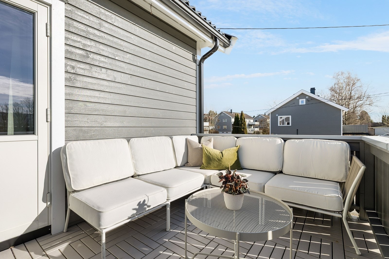 God plass til sofagruppe. Galleribilde