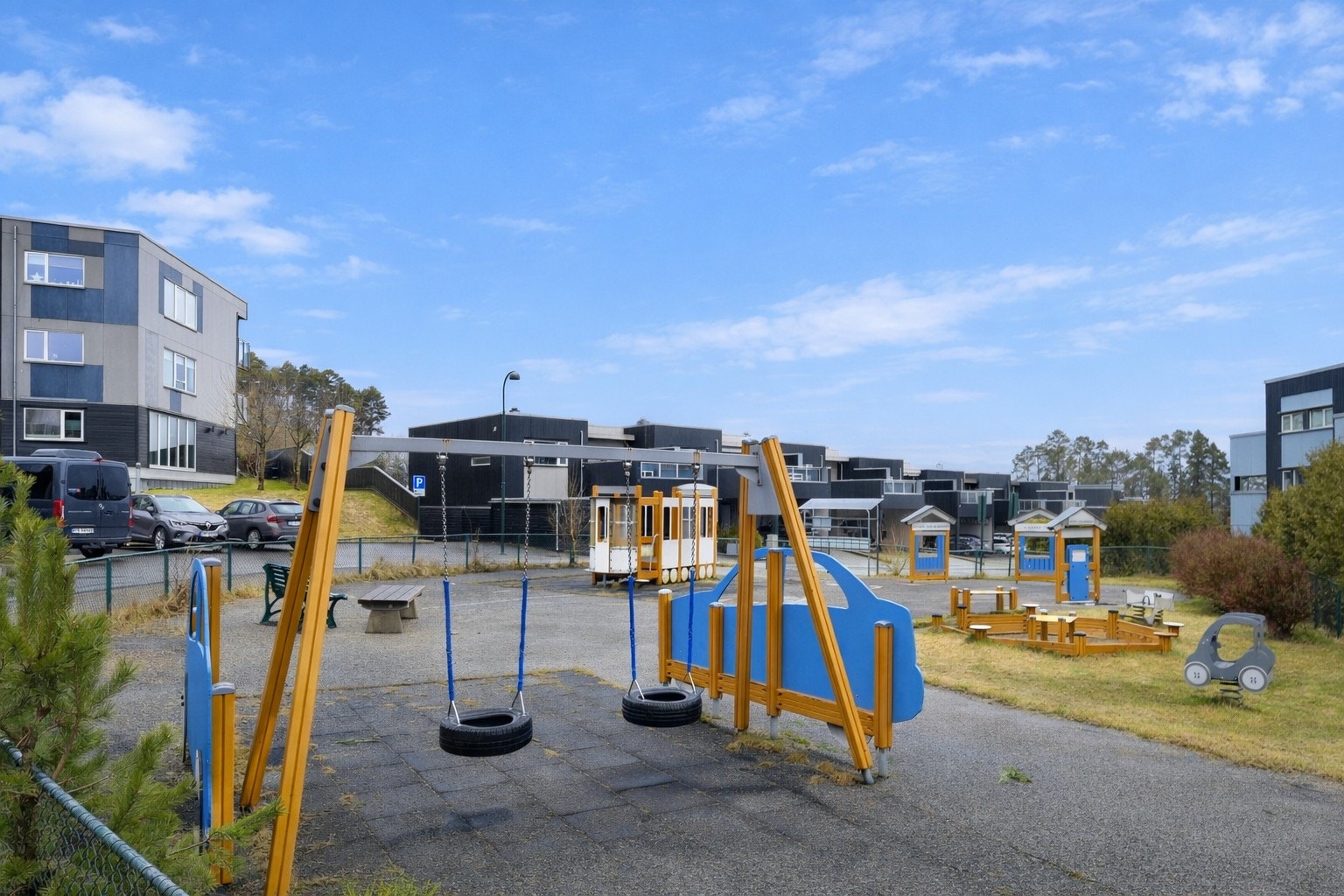 Park i umiddelbar nærhet. Galleribilde