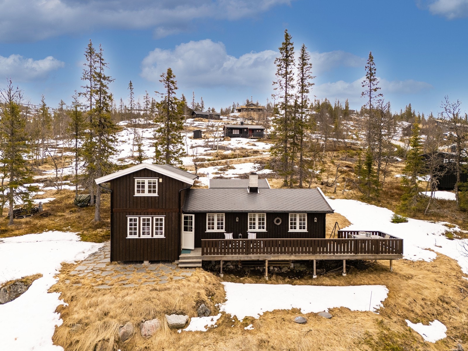 Velkommen til Springhaug 37! Foto: Viken Fototjenester v/ Eirik Andersen Galleribilde