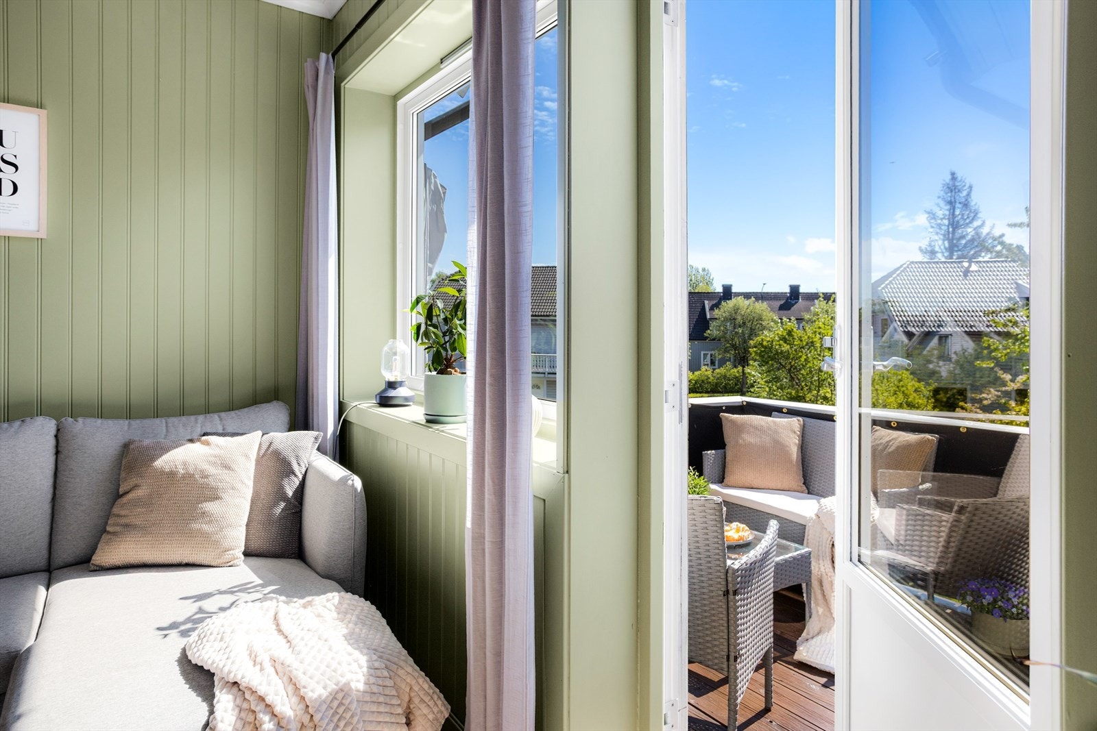 Balkongdøren i tre er fra 2015. Galleribilde