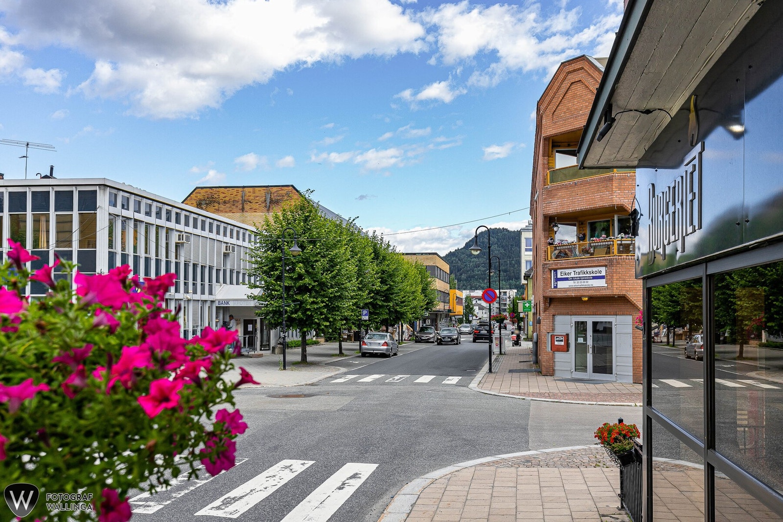 Mjøndalen sentrum byr på hyggelige handlegater. Galleribilde
