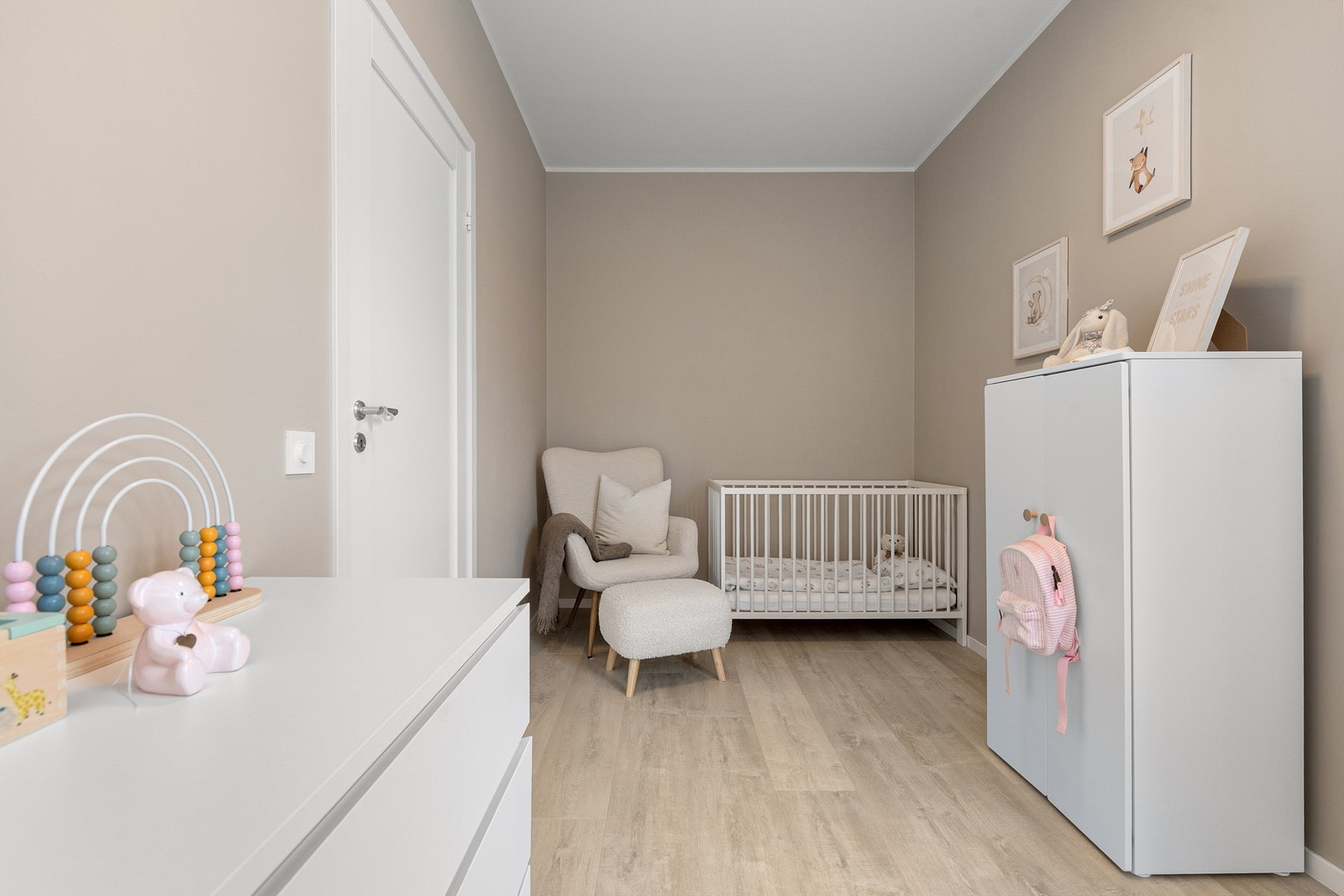 Alle soverommene har balansert ventilasjon som sikrer et sunt inneklima. Galleribilde