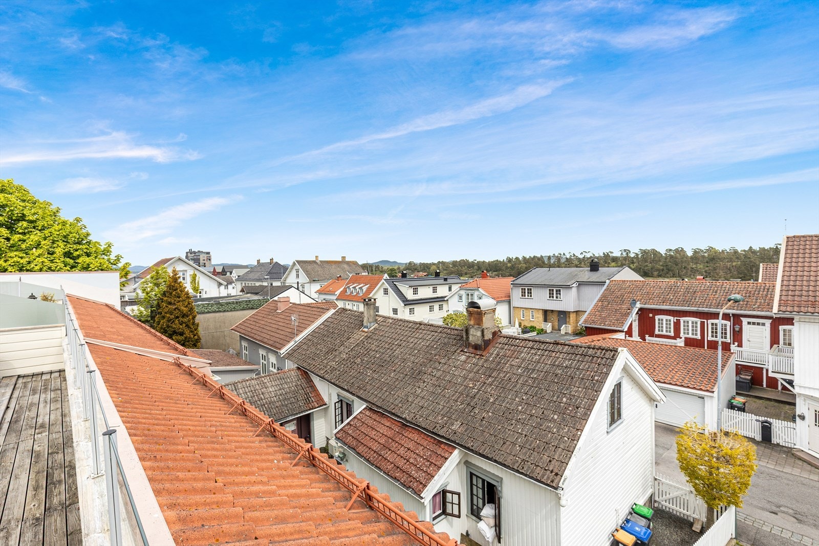 Utsikt over den sjarmerende bebyggelsen i Langesund. Galleribilde