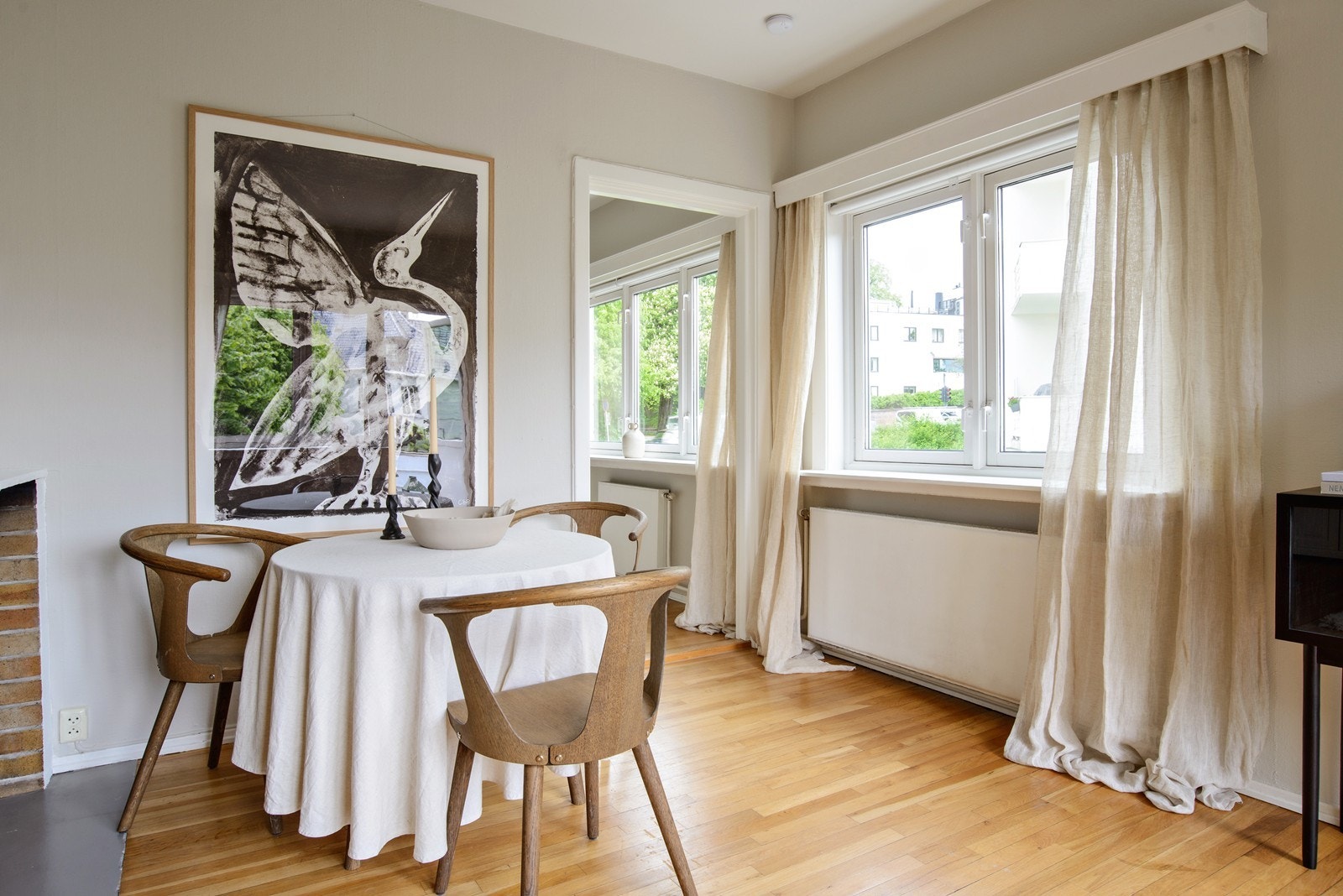 God plass til spisestue Galleribilde