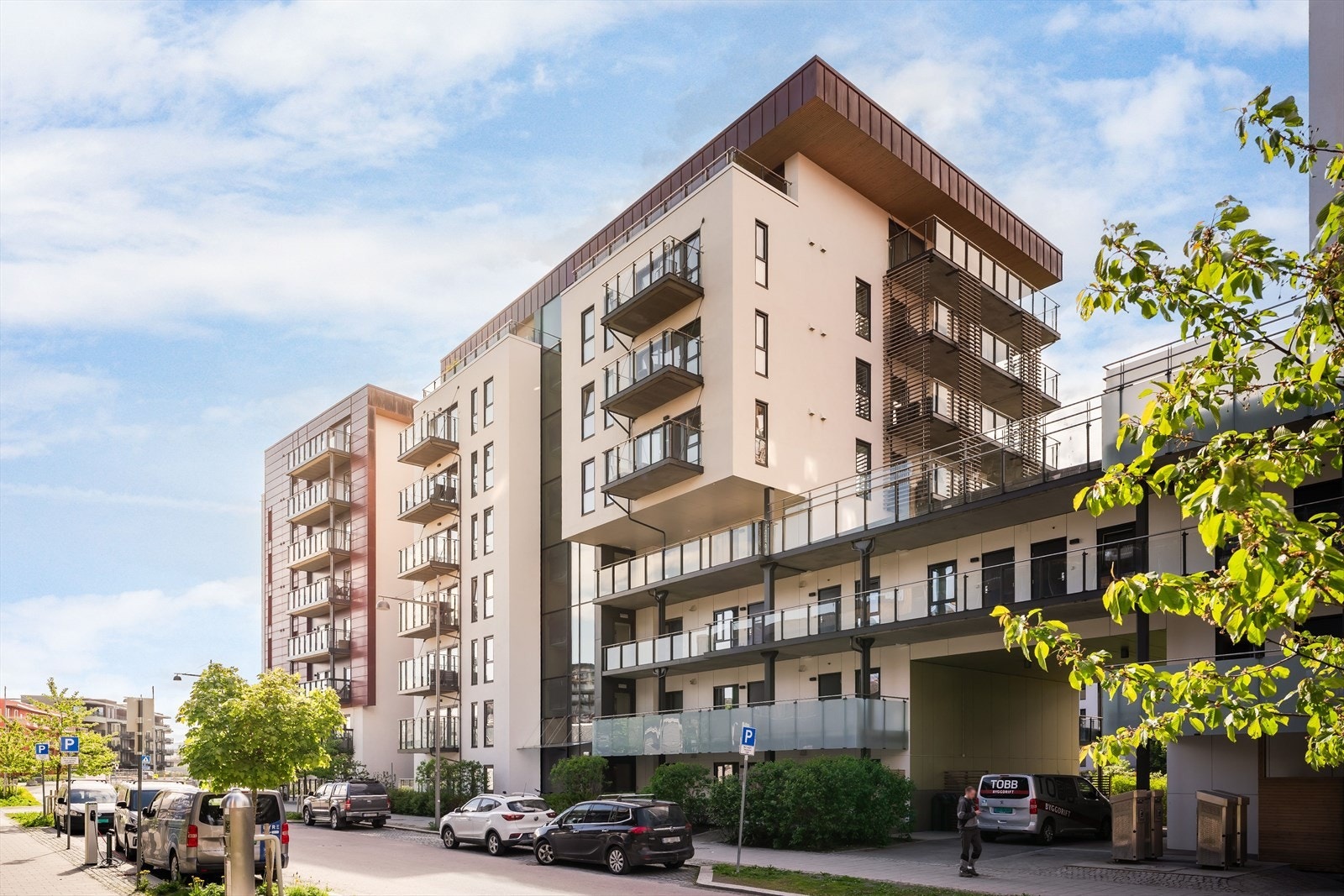 Leiligheten ligger fint til og alt er innenfor rimelig avstand. Galleribilde