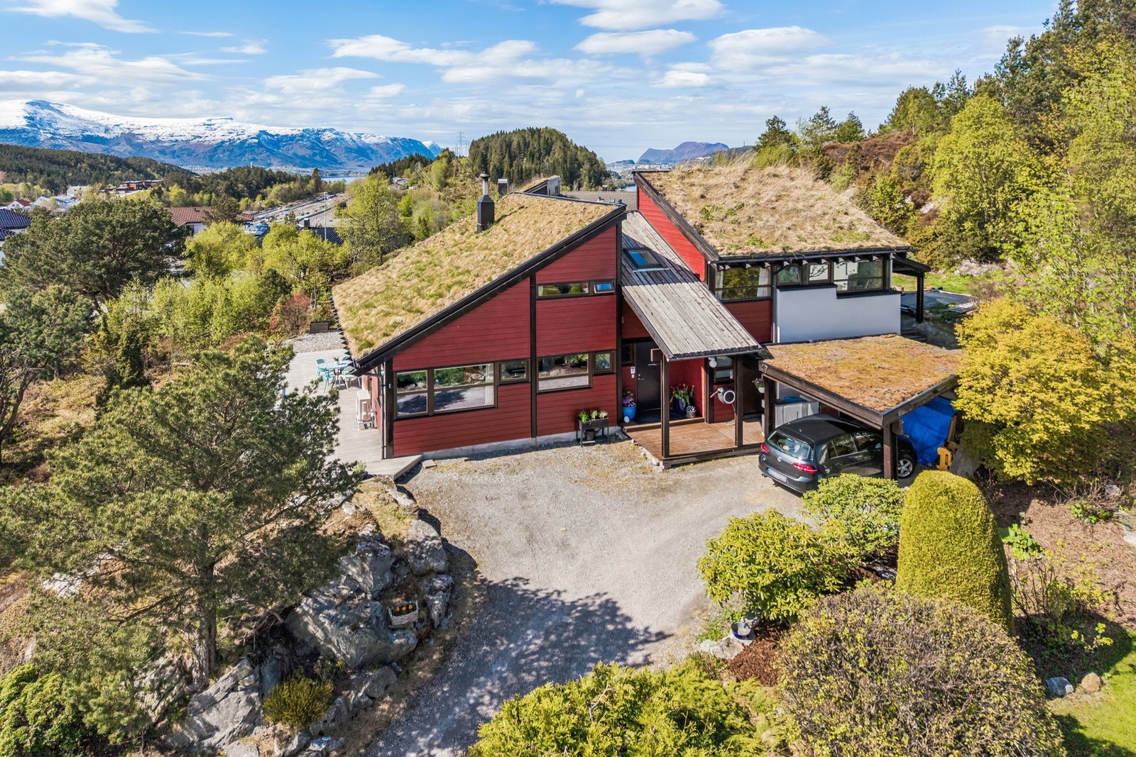 Her bor du godt på toppen av Lerstadtoppen med vakker natur som nærmeste nabo. Galleribilde