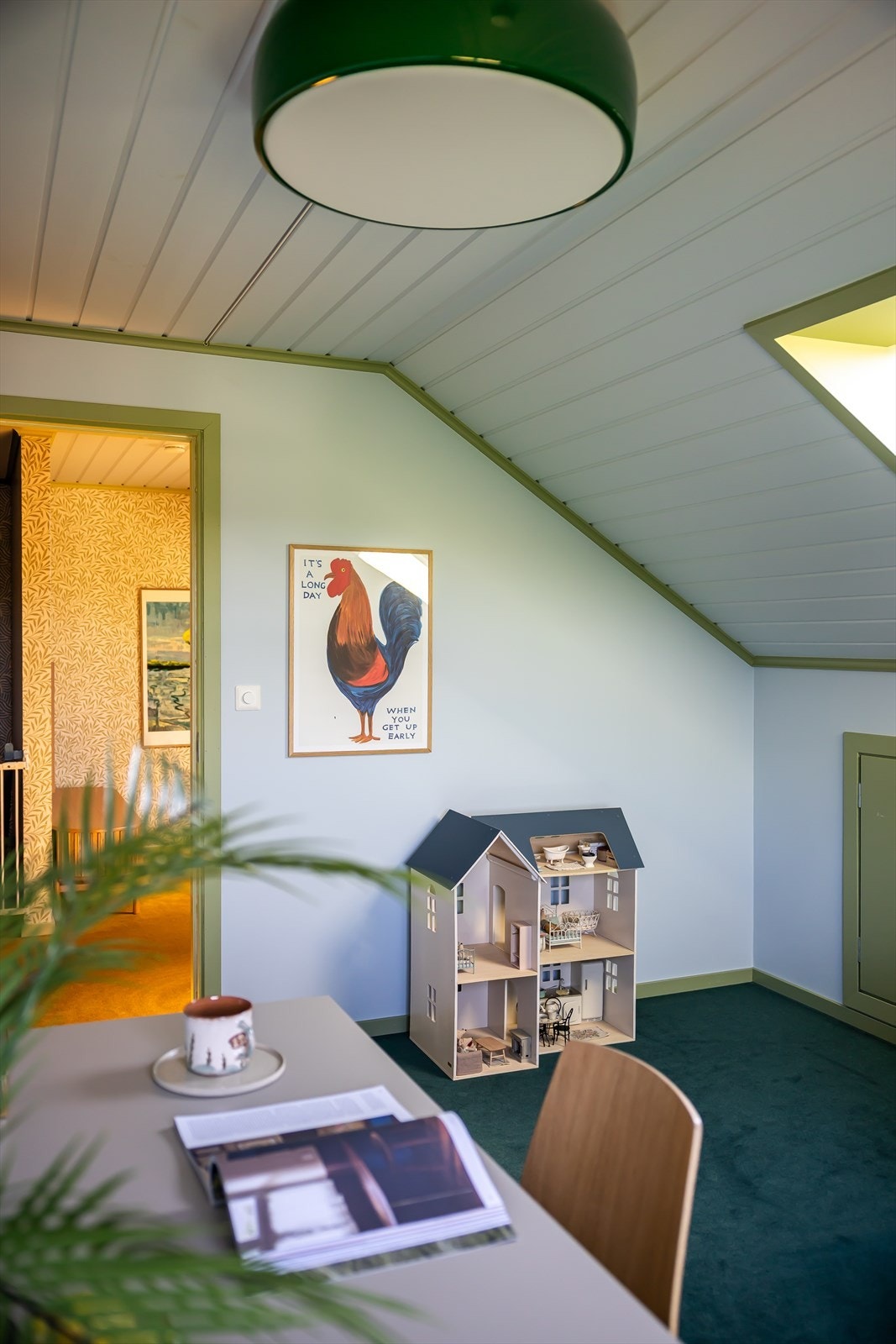 Dette rommet har også utsyn mot Oslofjorden fra takvinduet. Galleribilde