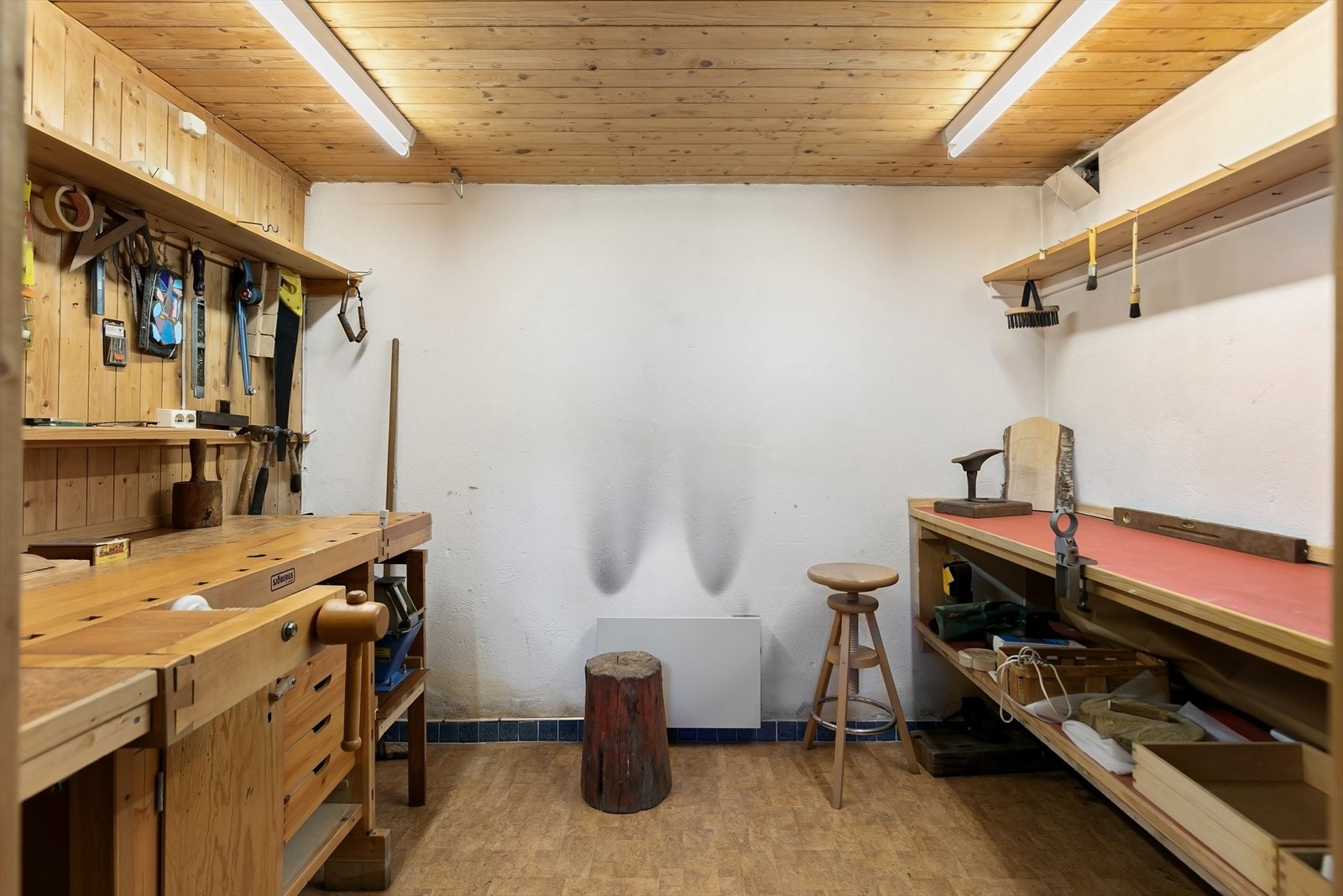 Bodareal i kjeller. Galleribilde