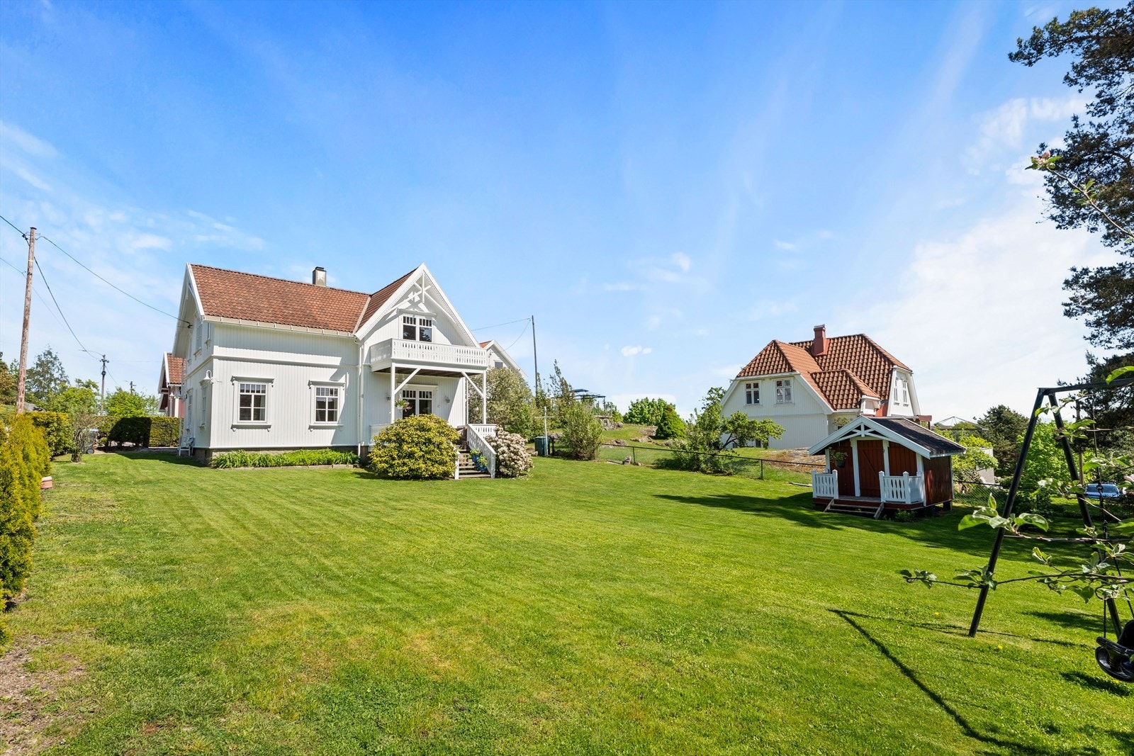 Den store tomten gir gode muligheter for hageentusiasten. Galleribilde