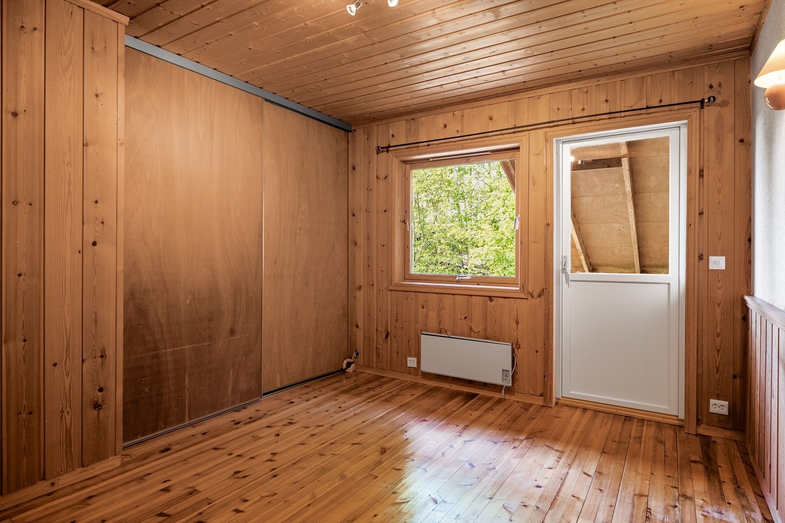 Se pkt. "Ferdigattest/brukstillatelse". Galleribilde