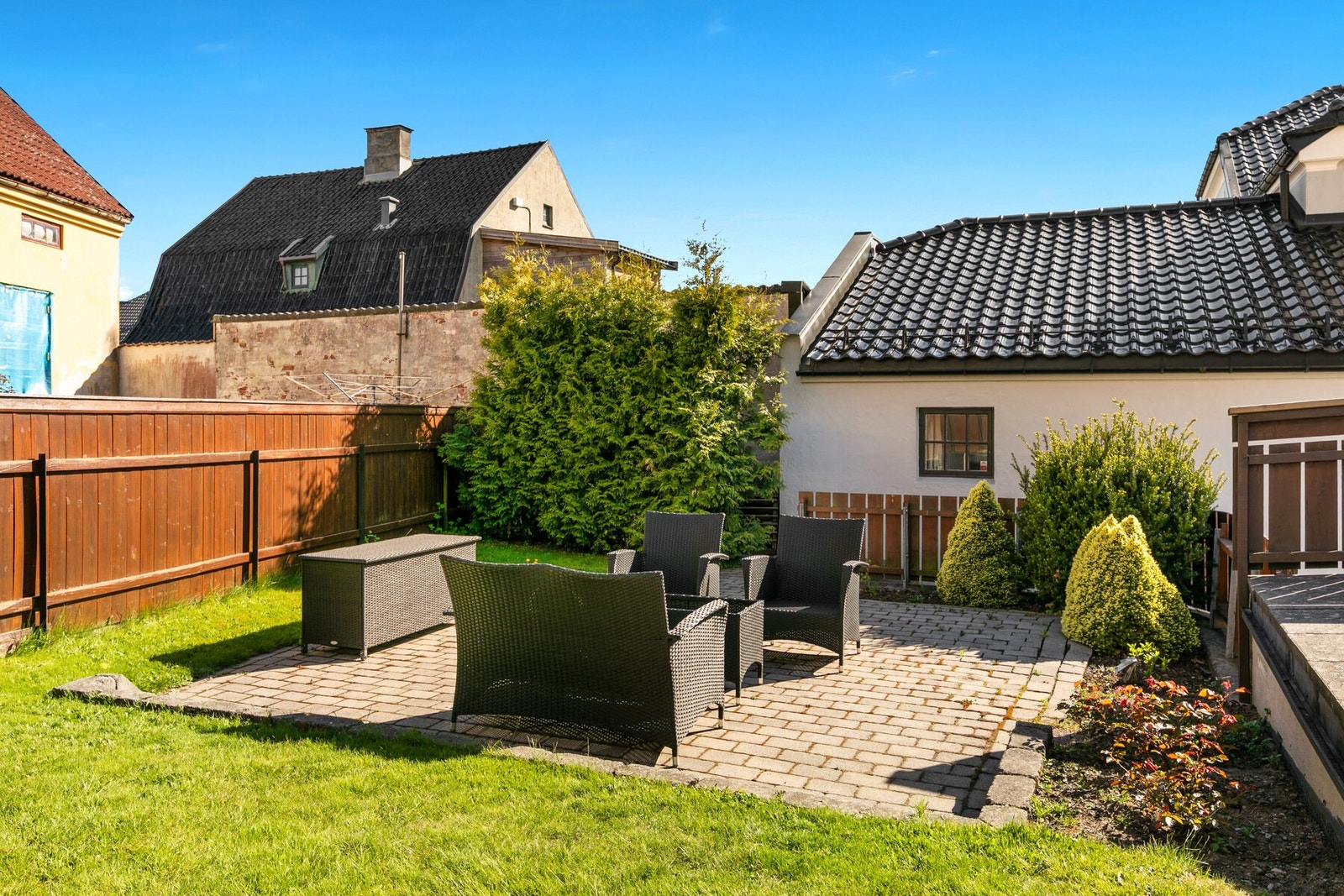 Hyggelig felles hage for beboerne Galleribilde