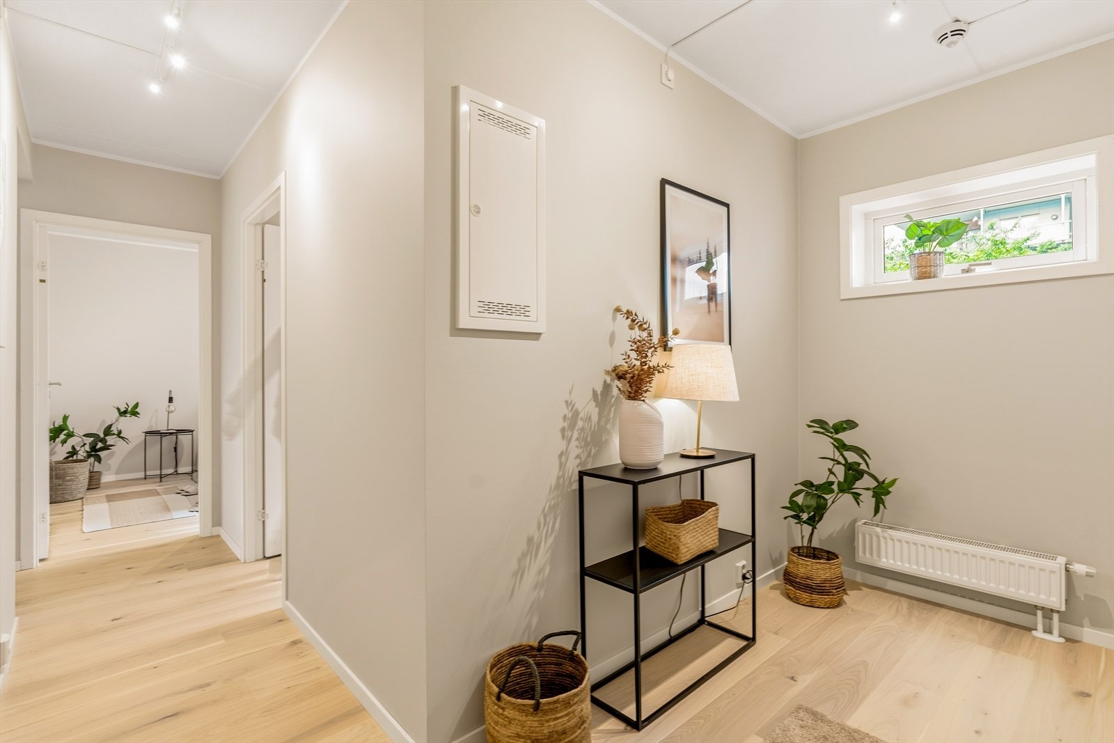 For ekstra oppbevaringsbehov er det tilgang til en kjellerbod på ca. 8 kvm. Galleribilde