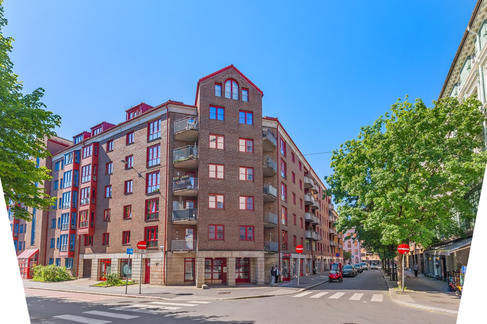 Sameiet Norbygata 17/ Motzfeldtsgate 7 består av 57 boligseksjoner, 1 garasjeseksjon og 3 næringsseksjoner. Til sammen 61 seksjoner Galleribilde