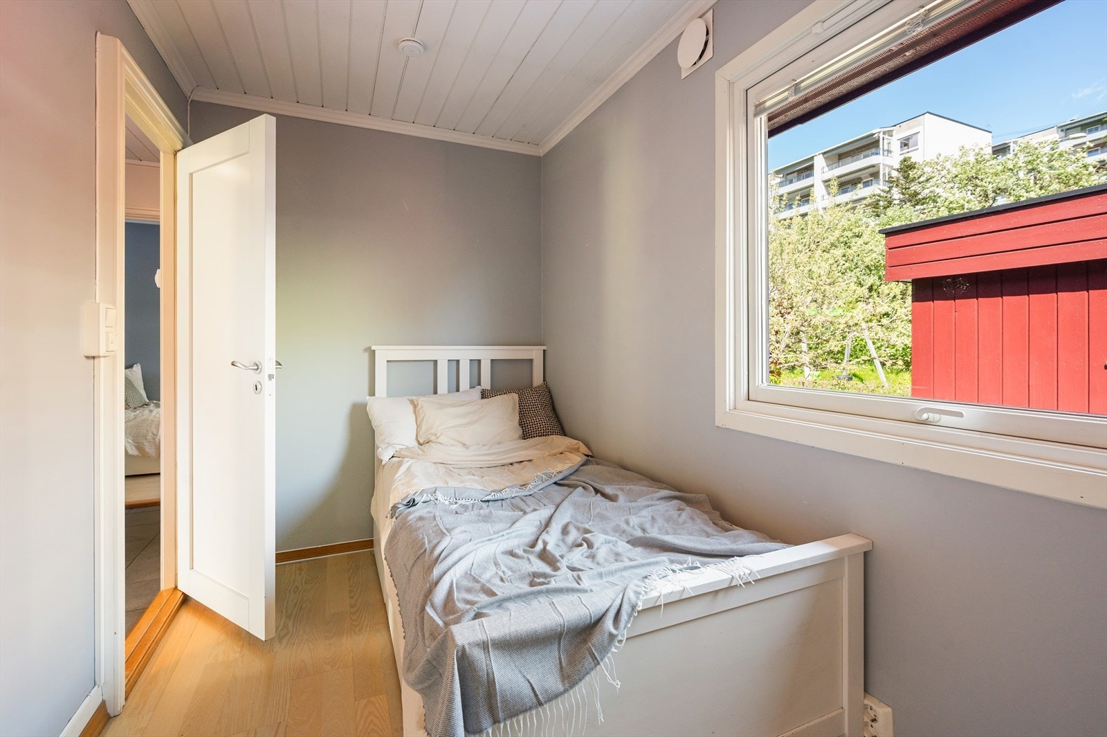 Soverom tre har også god plass til seng og nattbord. Galleribilde
