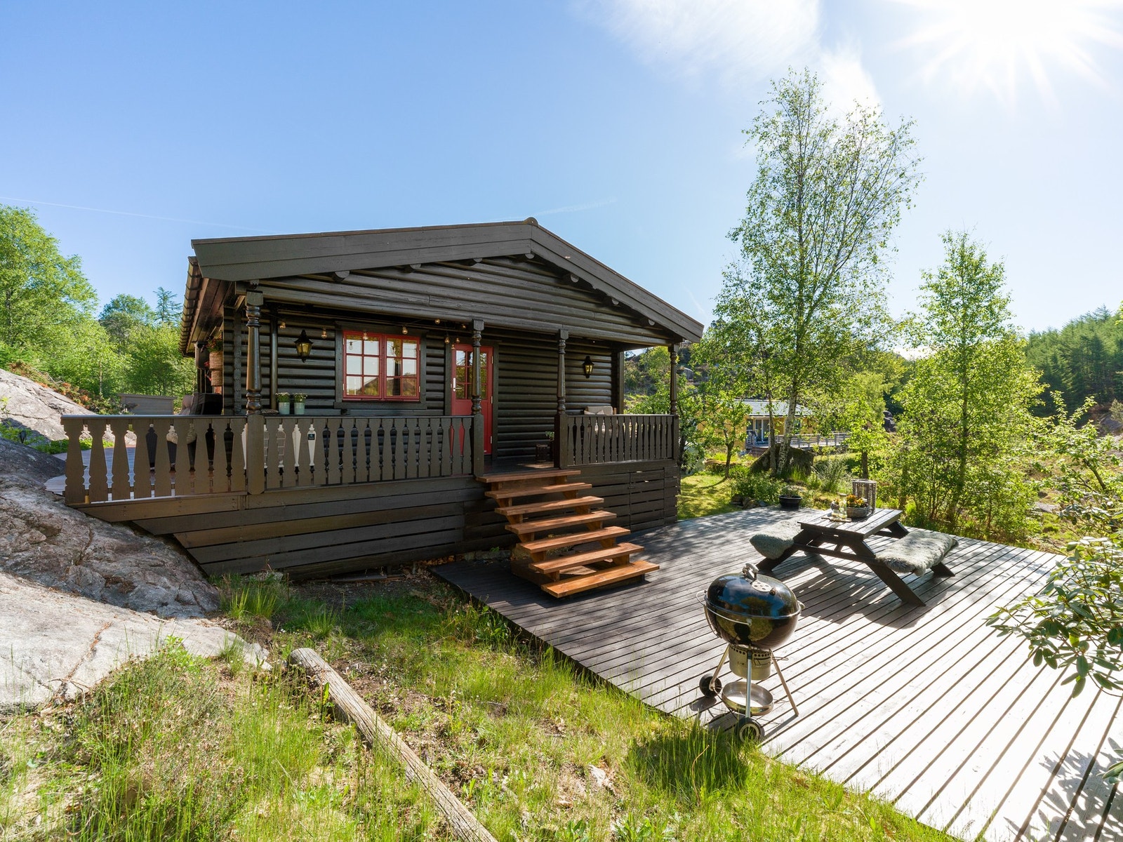 Flott opparbeidet uteområde med gode solforhold. Galleribilde