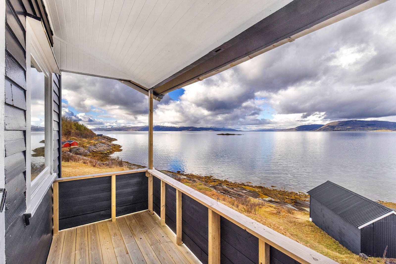 Overbygget balkong på 4 m² med utgang fra stuen. Galleribilde