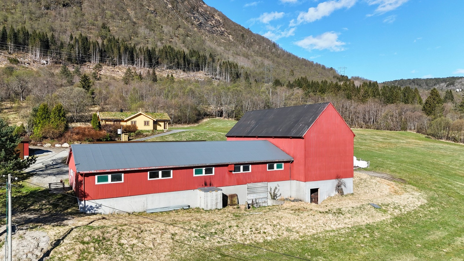 Bygget står tomt i dag men var i full drift fram til ca 2003. Det stod deretter tomt i cirka 2 år før det ble utleid frem til 2022. Galleribilde