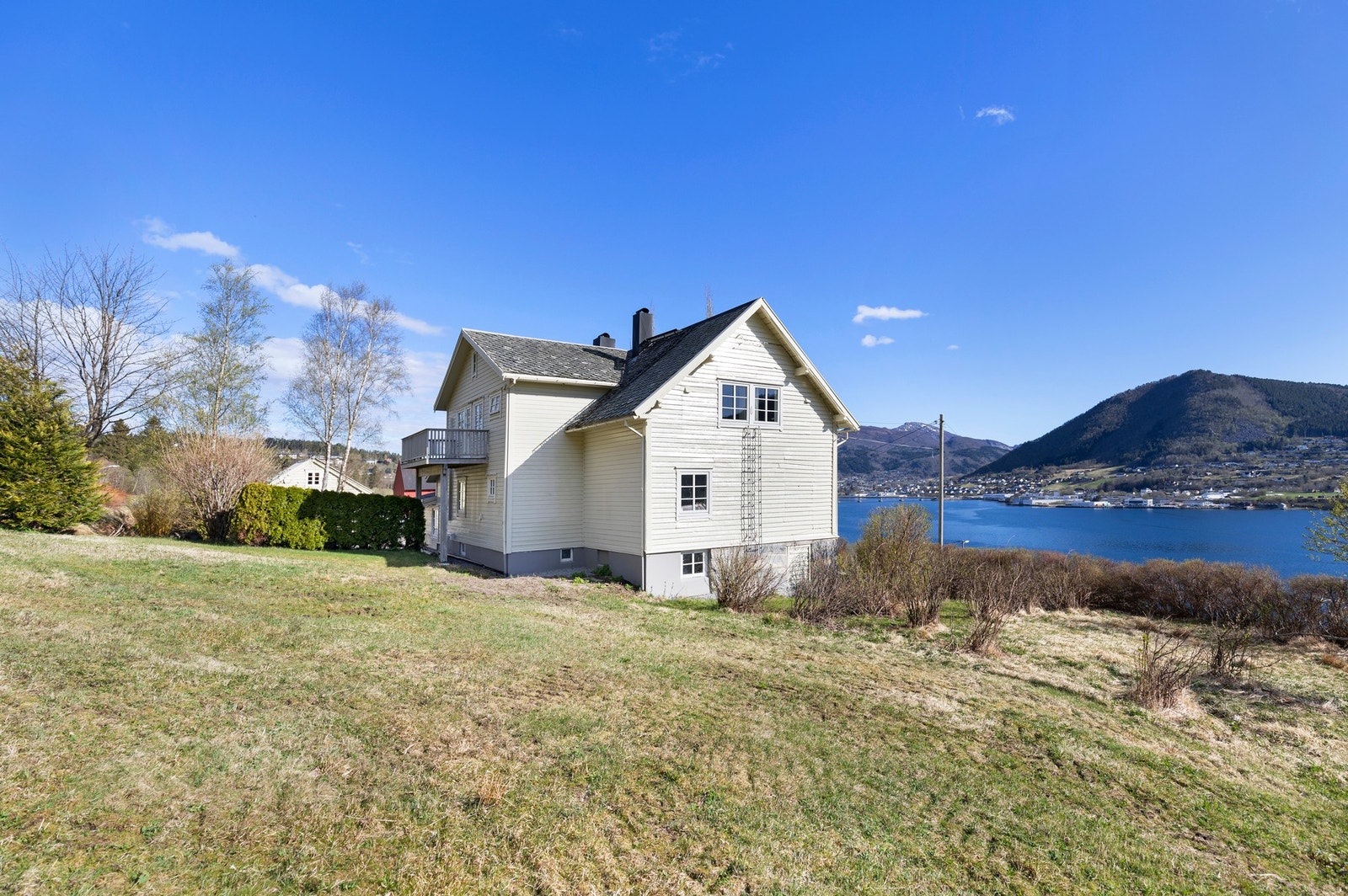 Fasade våningshus. Galleribilde