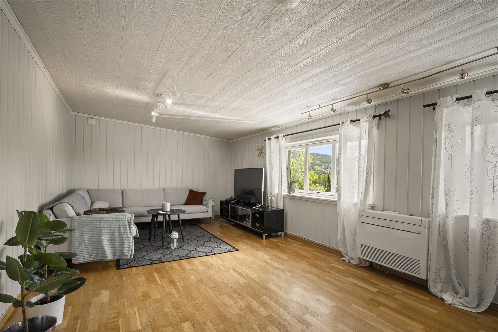 God plass til både hverdag og sosiale sammenkomster. Galleribilde
