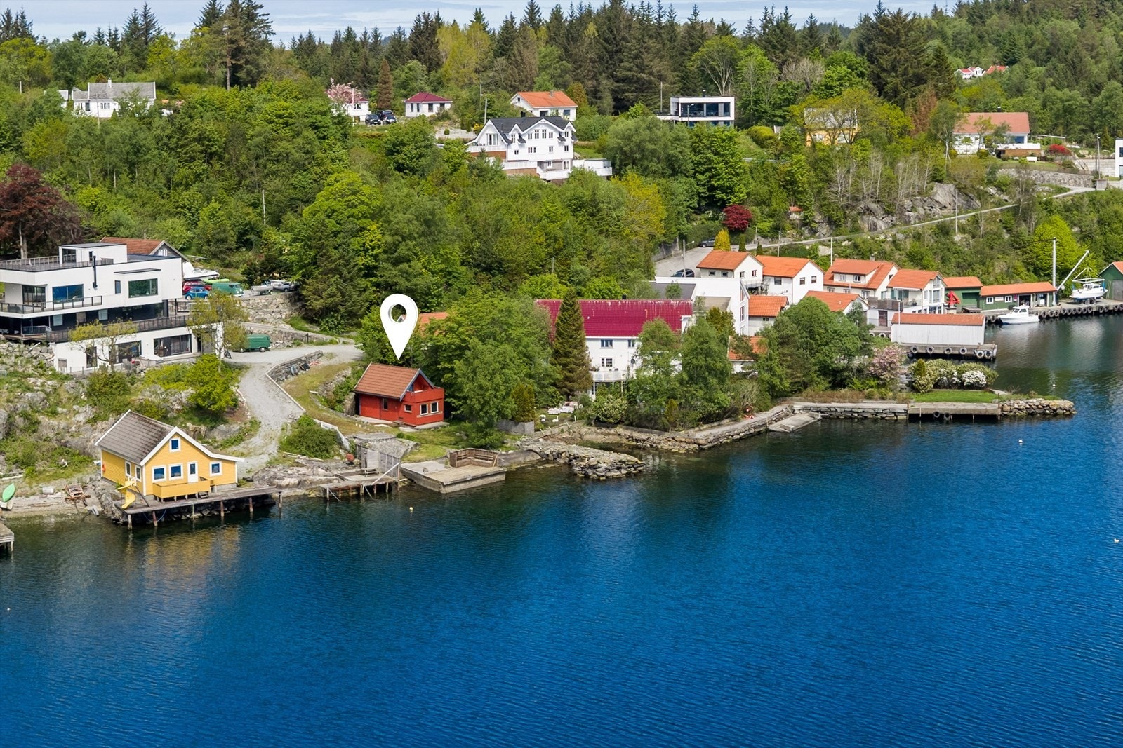 Velkommen til idylliske Røyksund Galleribilde