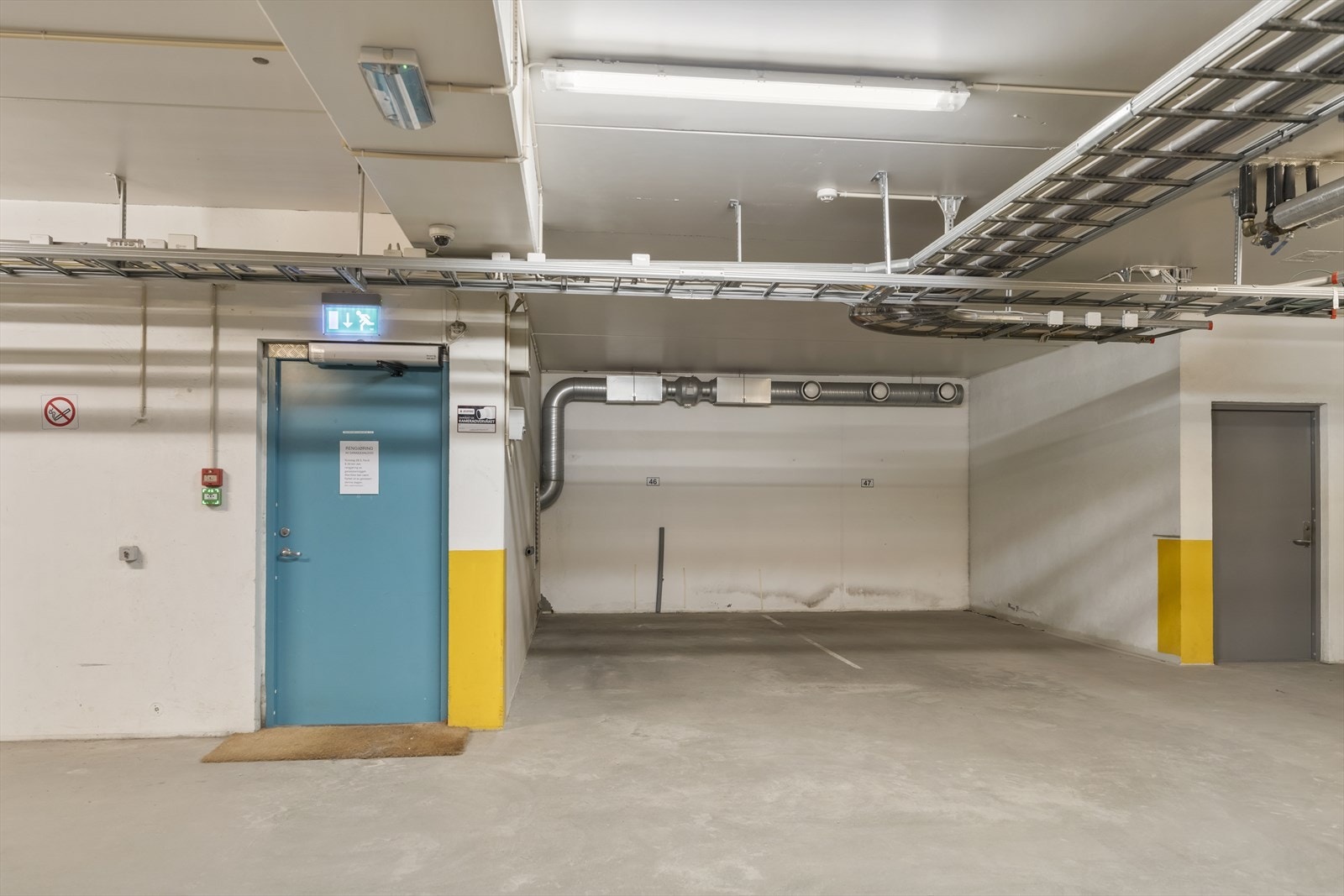 Leiligheten har 2 P-plasser ved siden av hverandre (46 og 47) Galleribilde
