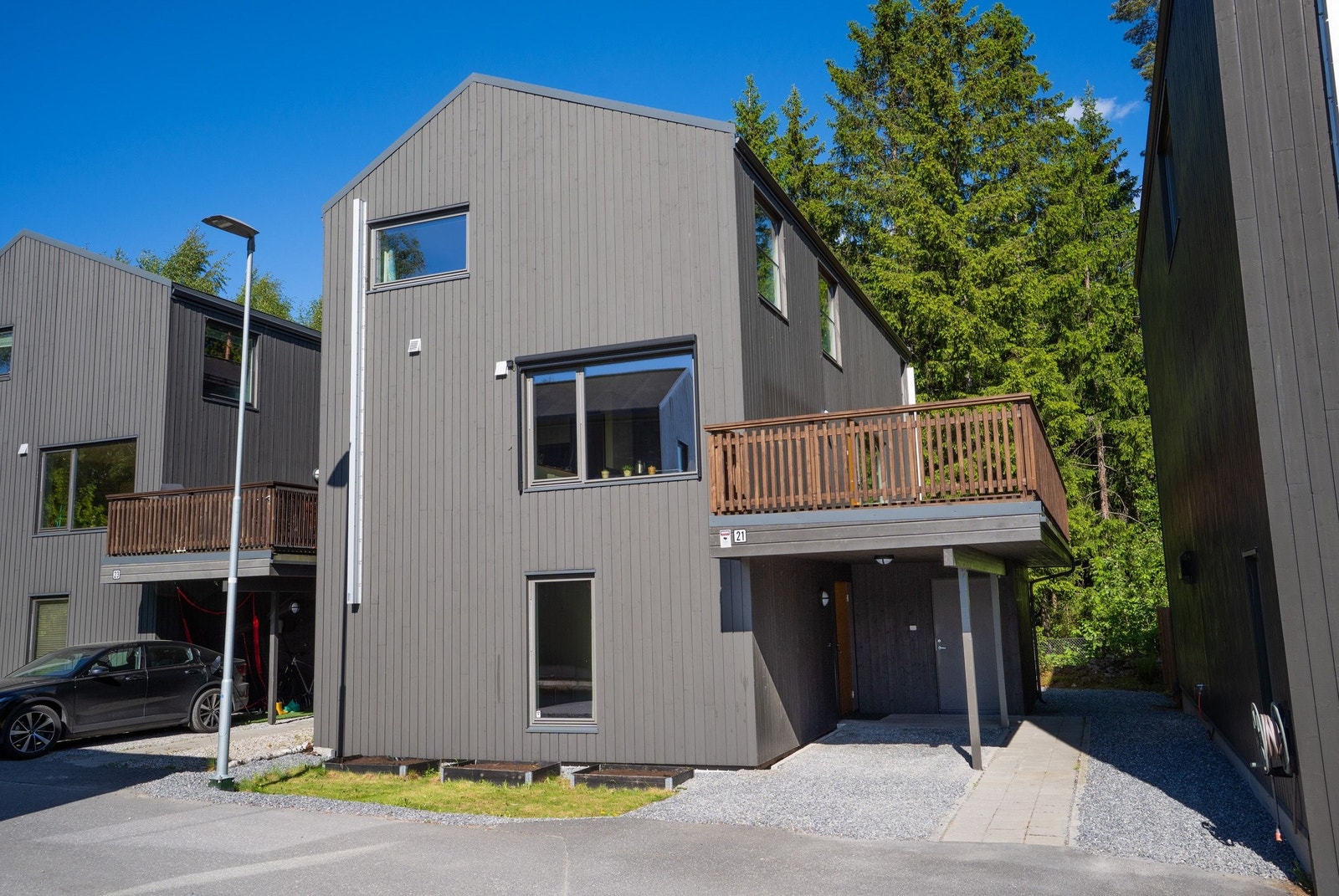 Eikjolveien 21 - Tre etasjes enebolig fra 2015 Galleribilde