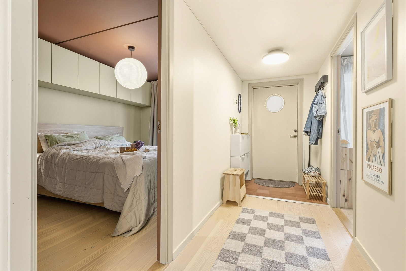 Boligen har i tillegg enerett til bruk av 1 bod i kjeller på 7 m² Galleribilde