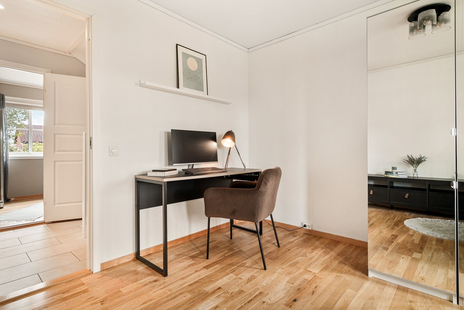 Rommene kan enkelt innredes som barnerom, gjesterom eller kontor, alt etter behov. Galleribilde