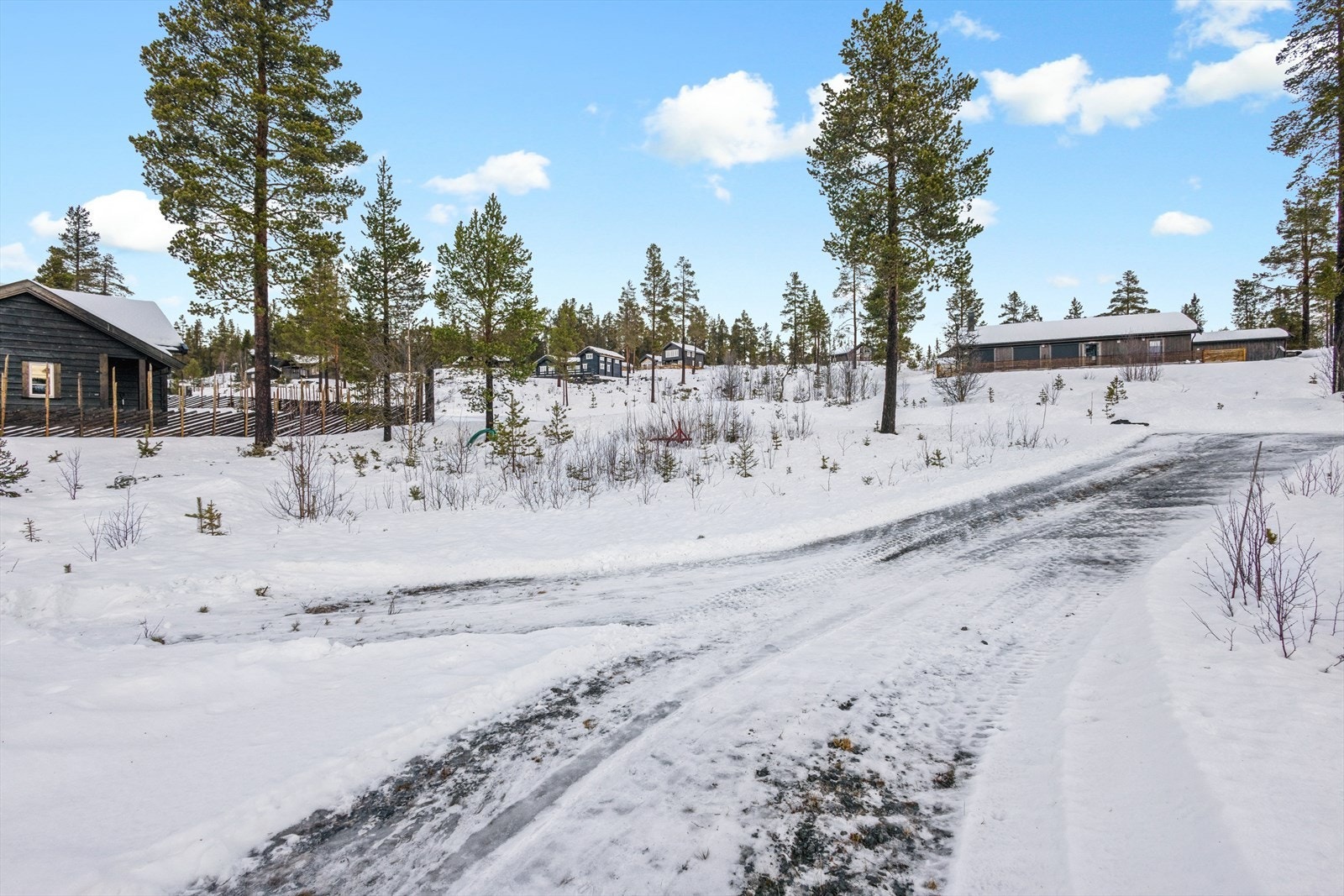 Gålå er anerkjent for sine stabile og snøsikre vintre, og er jevnlig vertskap for nasjonale skirenn. Galleribilde