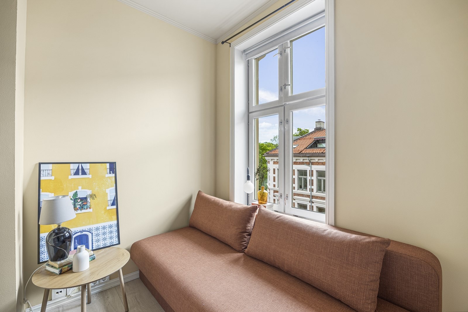 Soverom II | Rommet er i dag innredet med en 140 cm sovesofa, men har tidligere vært møblert med 160 cm seng med god plass. Galleribilde