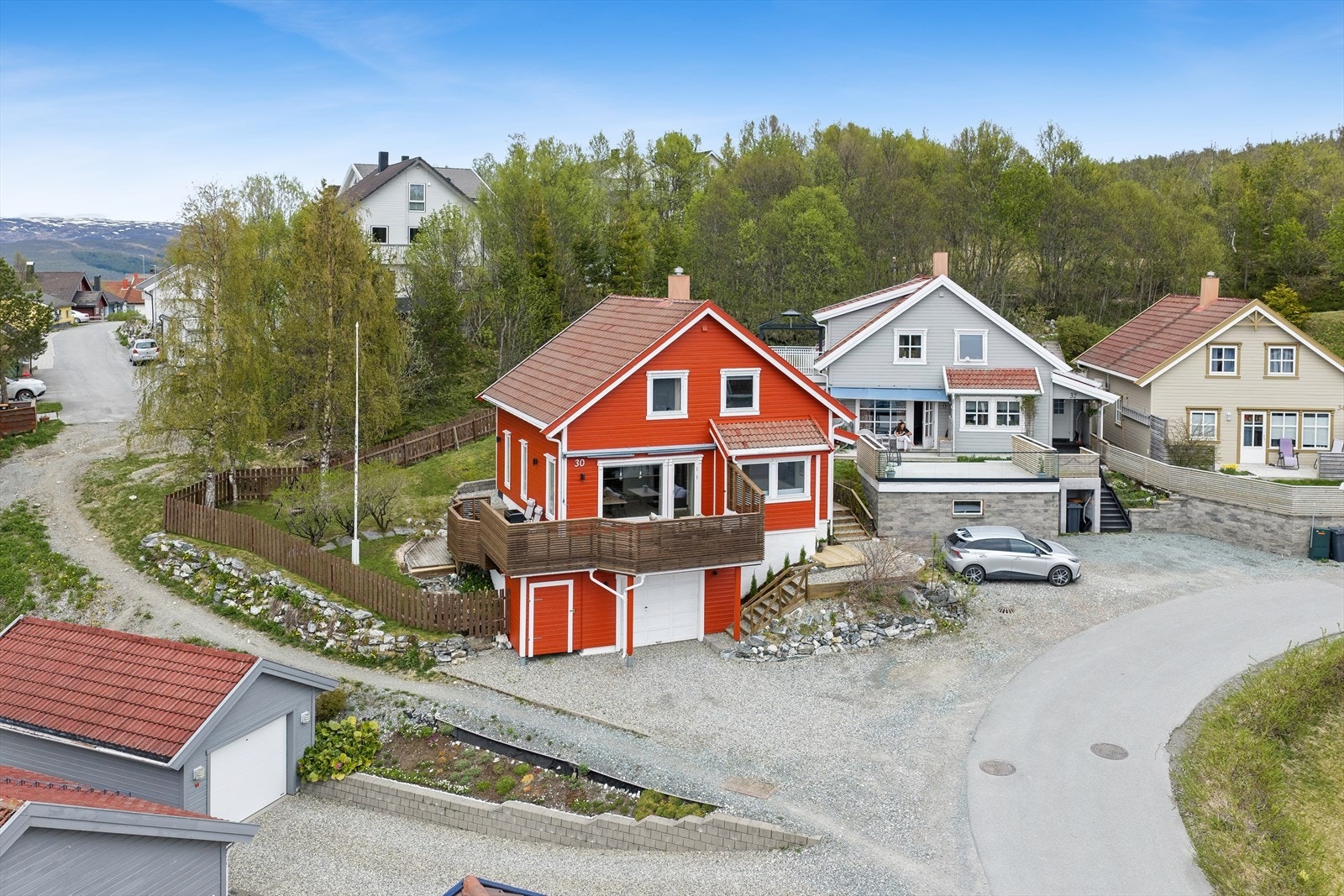 En innholdsrik og familievennlig enebolig i Hamna. Galleribilde