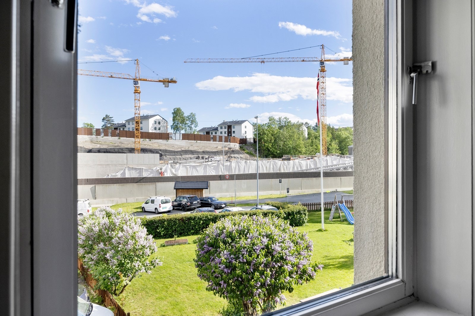 Trivelig utsyn fra soverom nummer to Galleribilde