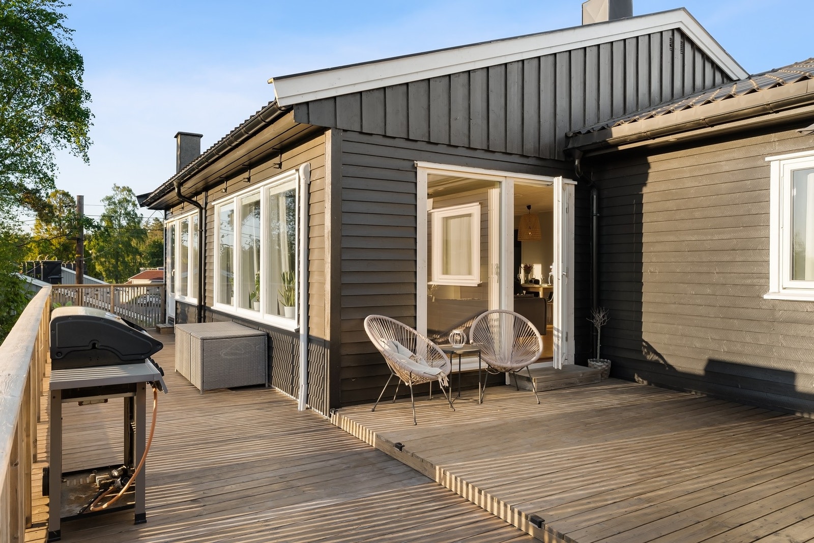 Terrassen har flere møbleringsmuligheter. Galleribilde