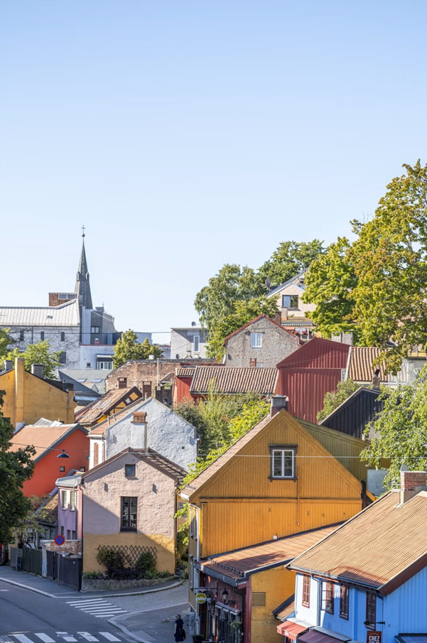 Hyggelig beliggenhet ved sjarmerende og idylliske Damstredet. Galleribilde