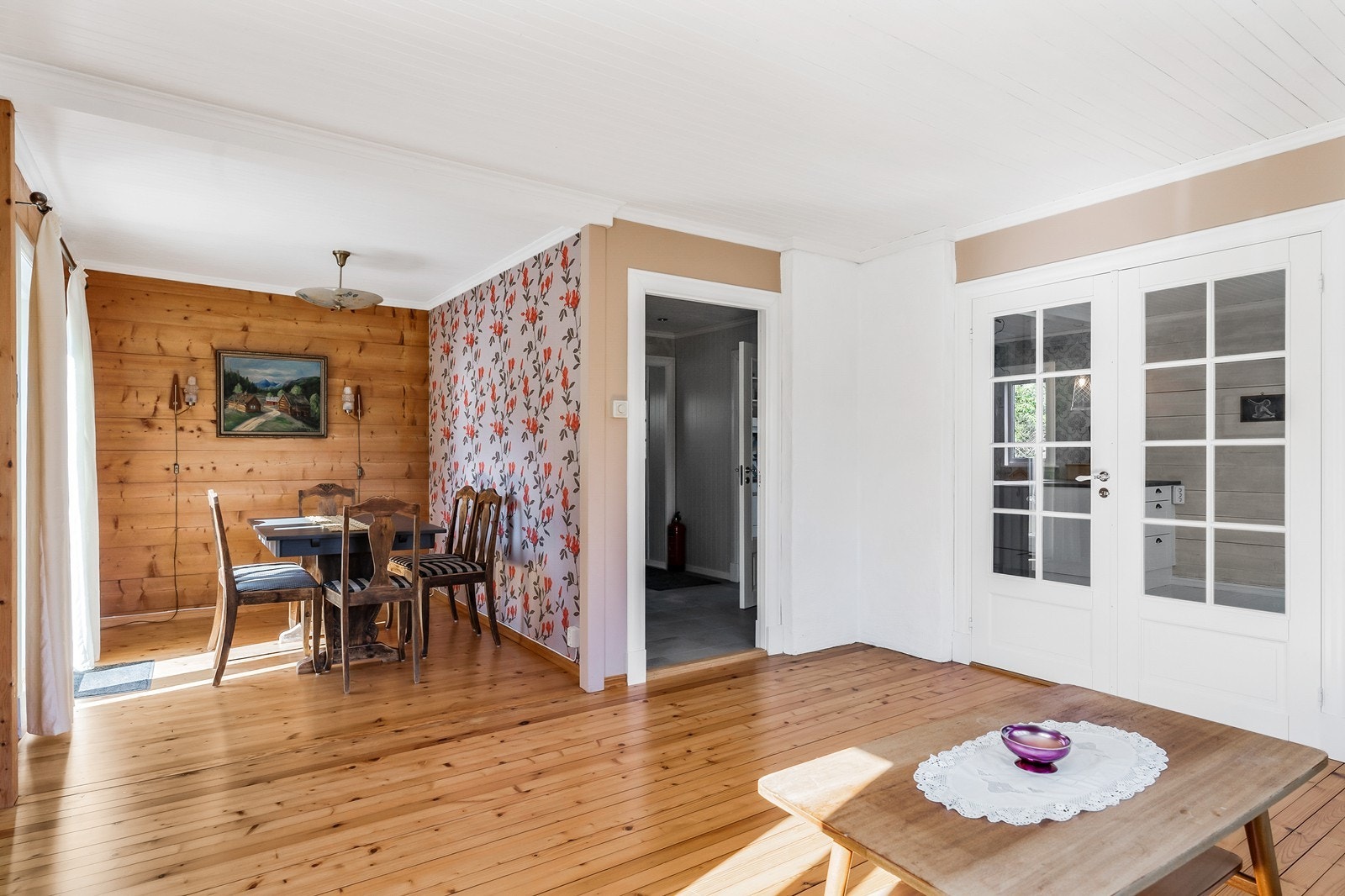I stuen er det god plass til å innrede i flere soner. Galleribilde