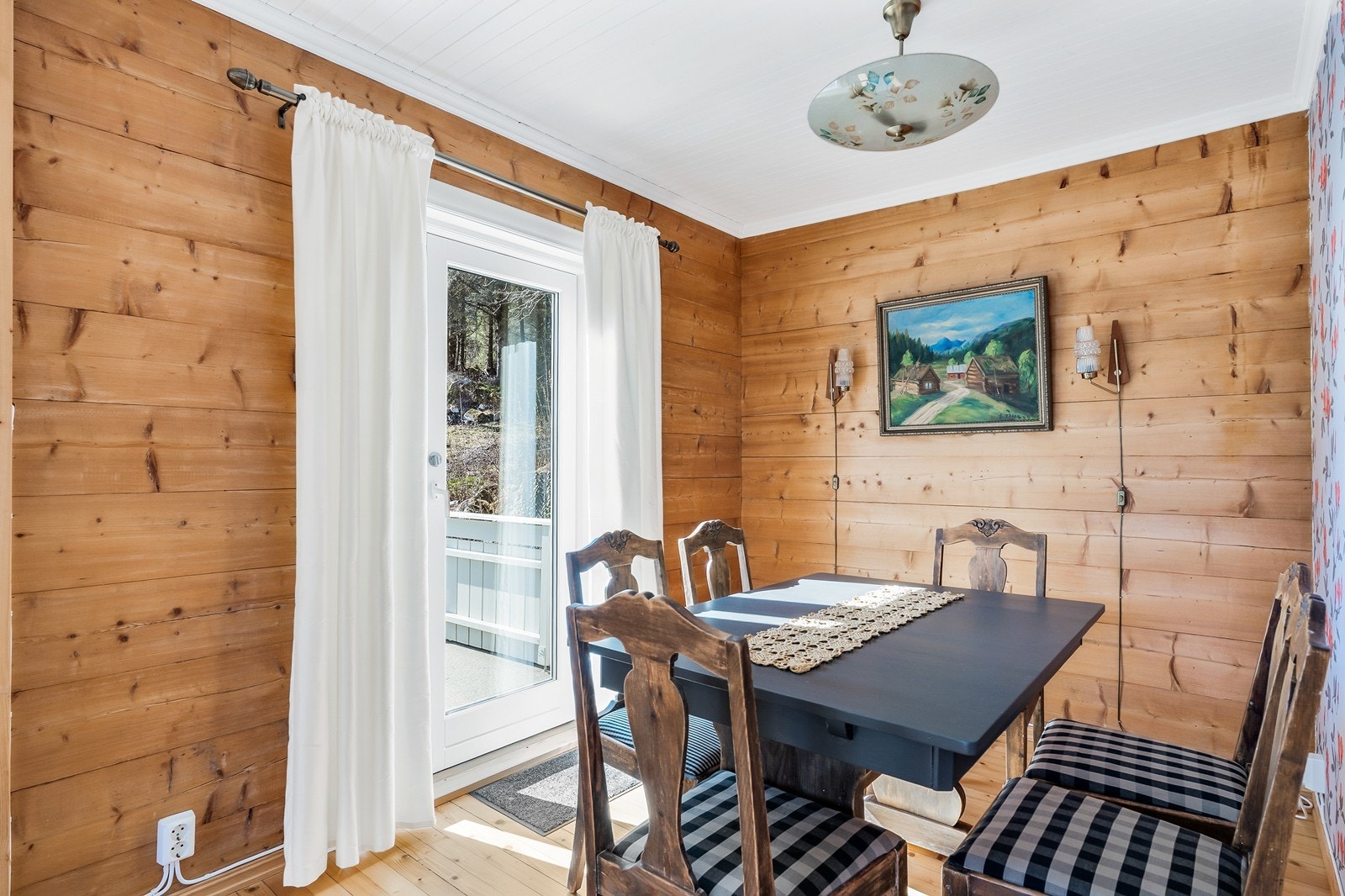 Utgang til terrassen. Galleribilde