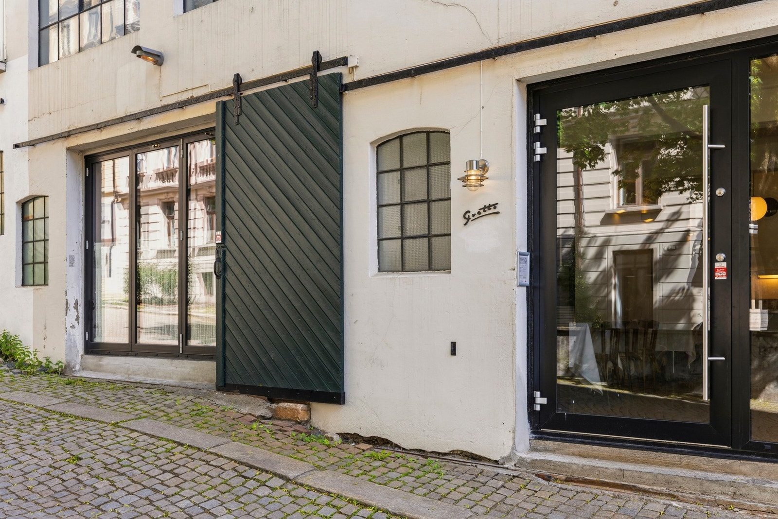 St. Hanshaugen er en oase av populære kvalitetsrestauranter og serveringssteder og et bredt utvalg av nisjebutikker Galleribilde