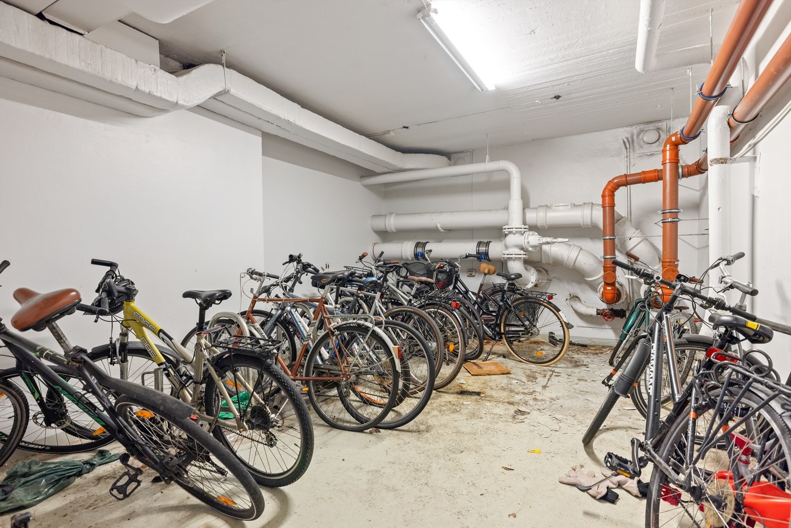 Sykkelbod i sameiet. Galleribilde