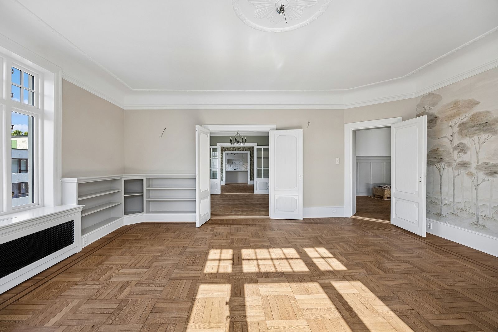 Dette er en sjeldent fin 5-roms i 5 etasje med heis. Galleribilde